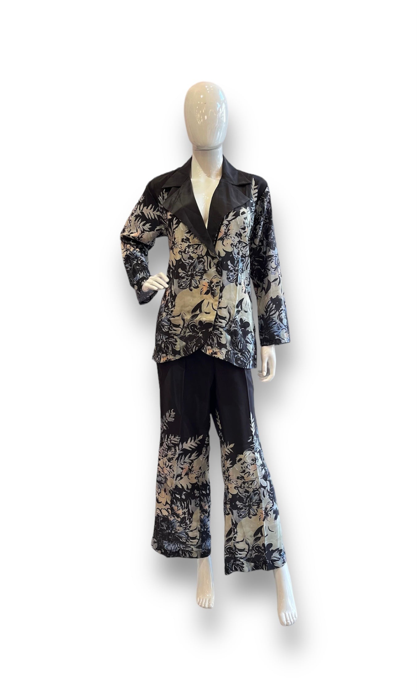 Black White Floral Pattern Loungewear